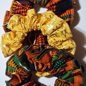 Set Of 3 Colorful Patterned Scrunchie